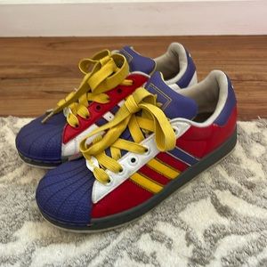 Adidas Superstar 2 Sneakers Boys Size 4.5 Red Purple Colorful Casual Shoes